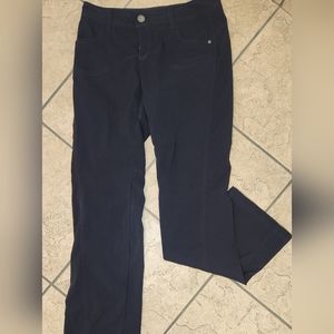 Athleta black bootcut quick dry performance look at my booty pants. Size 4